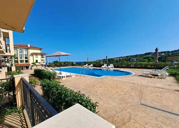 Апартаменты Sunny Holidays